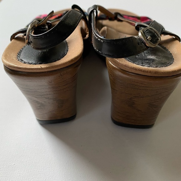 Dansko clogs - Picture 4 of 5